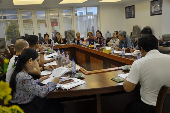 NHÀ HÁT CẢI LƯƠNG TRẦN HỮU TRANG HỌP MẶT CÁC CÔ CHÚ CÂU LẠC BỘ TRUYỀN THỐNG