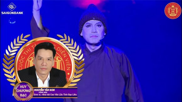 NVSON Công chiếu: HUY CHƯƠNG BẠC CUỘC THI TÀI NĂNG DIỄN VIÊN SÂN KHẤU CẢI LƯƠNG TRẦN HỮU TRANG 2022 NS NGUYỄN VĂN SƠN ( Nghệ danh Vĩnh Sơn)
