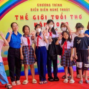 Một số hình ảnh trong CHƯƠNG TRÌNH NGHỆ THUẬT PHỤC VỤ THIẾU NHI do Nhà hát Cải lương Trần Hữu Trang thực hiện diễn ra sáng nay Thứ ba 11/7/2023 tại Nhà Thiếu Nhi quận Tân Phú: