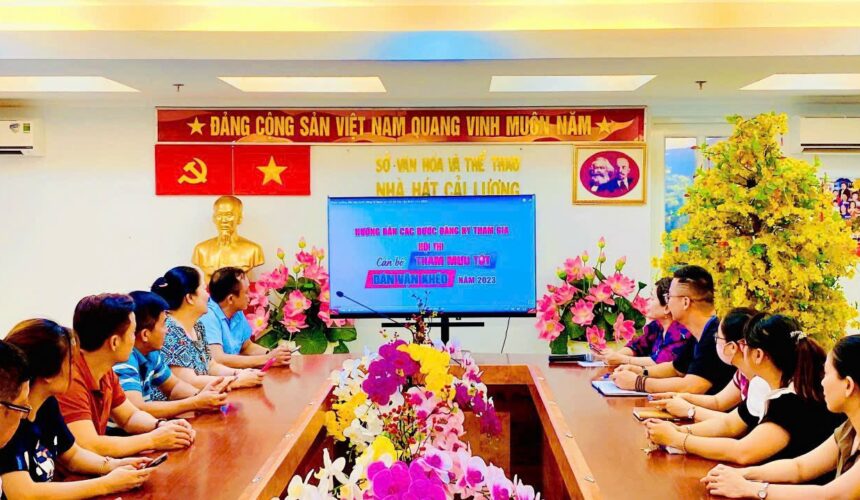 Sáng nay Thứ tư 15/11/2023, viên chức, người lao động Nhà hát Cải lương Trần Hữu Trang tham gia trực tuyến HỘI THI DÂN VẬN KHÉO NĂM 2023: