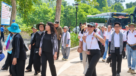 VỀ NGUỒN | KHI LỊCH SỬ KHÔNG CHỈ NẰM TRÊN NHỮNG TRANG TƯ LIỆU